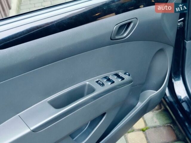 Чорний Равон Р2, об'ємом двигуна 1.25 л та пробігом 91 тис. км за 6400 $, фото 10 на Automoto.ua