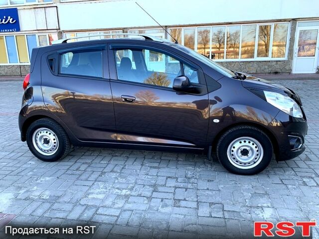 Коричневий Равон Р2, об'ємом двигуна 1.2 л та пробігом 37 тис. км за 7700 $, фото 1 на Automoto.ua