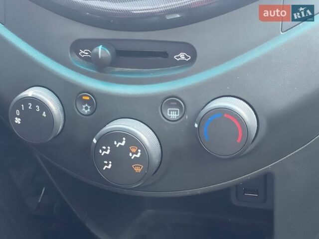 Червоний Равон Р2, об'ємом двигуна 1.25 л та пробігом 39 тис. км за 7500 $, фото 20 на Automoto.ua