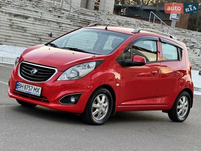 Красный Равон Р2, объемом двигателя 1.25 л и пробегом 11 тыс. км за 7900 $, фото 5 на Automoto.ua