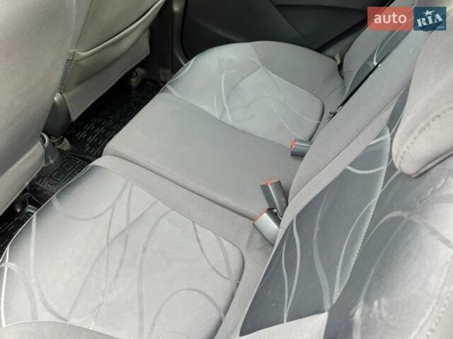 Красный Равон Р2, объемом двигателя 1.25 л и пробегом 40 тыс. км за 7799 $, фото 5 на Automoto.ua