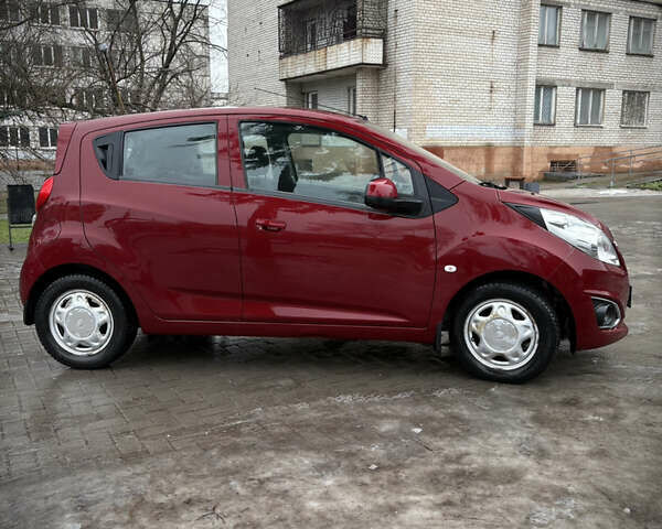 Красный Равон Р2, объемом двигателя 1.25 л и пробегом 75 тыс. км за 7000 $, фото 1 на Automoto.ua