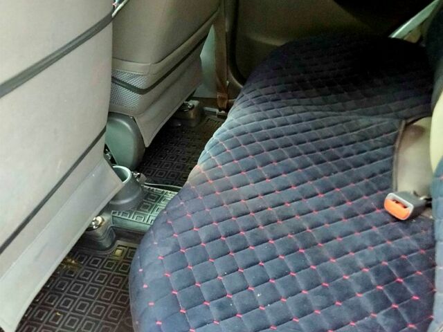 Красный Равон Р2, объемом двигателя 1.2 л и пробегом 73 тыс. км за 6700 $, фото 8 на Automoto.ua