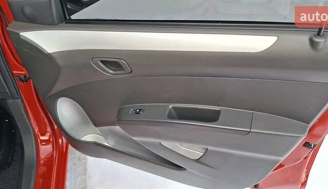 Красный Равон Р2, объемом двигателя 1.25 л и пробегом 30 тыс. км за 7200 $, фото 19 на Automoto.ua
