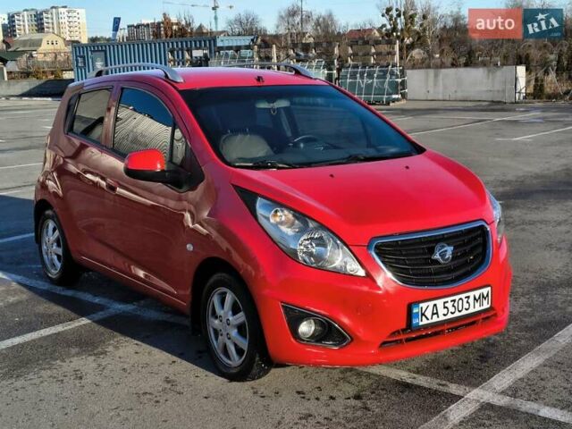 Красный Равон Р2, объемом двигателя 1.25 л и пробегом 93 тыс. км за 7500 $, фото 1 на Automoto.ua