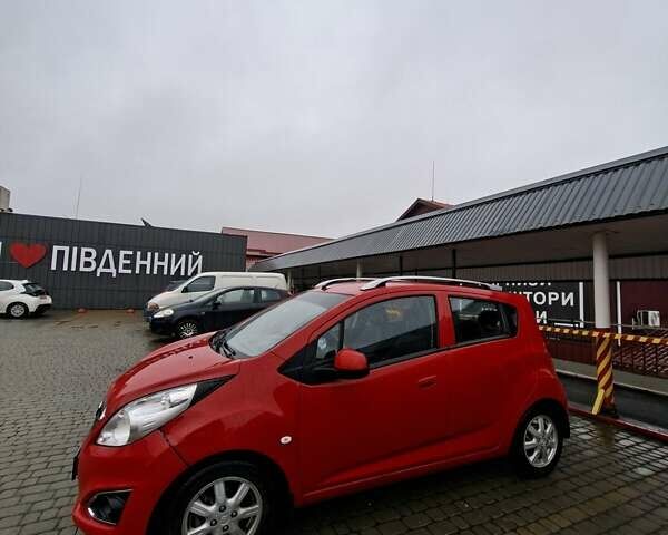 Красный Равон Р2, объемом двигателя 1.25 л и пробегом 57 тыс. км за 9000 $, фото 5 на Automoto.ua