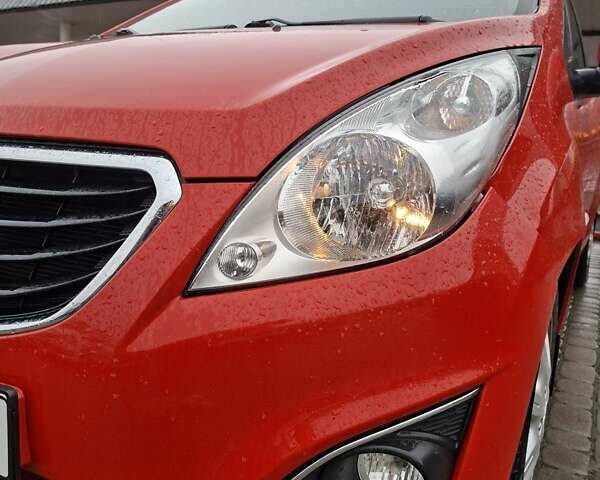 Красный Равон Р2, объемом двигателя 1.25 л и пробегом 57 тыс. км за 9000 $, фото 6 на Automoto.ua