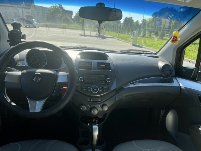 Красный Равон Р2, объемом двигателя 0 л и пробегом 28 тыс. км за 9000 $, фото 7 на Automoto.ua