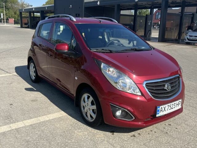 Красный Равон Р2, объемом двигателя 0 л и пробегом 28 тыс. км за 9000 $, фото 1 на Automoto.ua