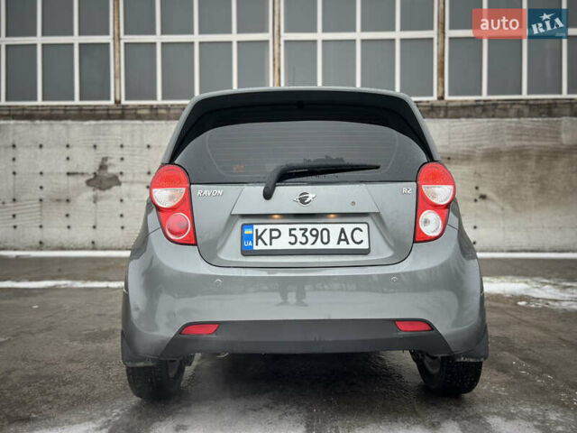 Сірий Равон Р2, об'ємом двигуна 1.25 л та пробігом 60 тис. км за 7200 $, фото 9 на Automoto.ua