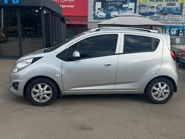 Сірий Равон Р2, об'ємом двигуна 1.25 л та пробігом 115 тис. км за 6500 $, фото 4 на Automoto.ua
