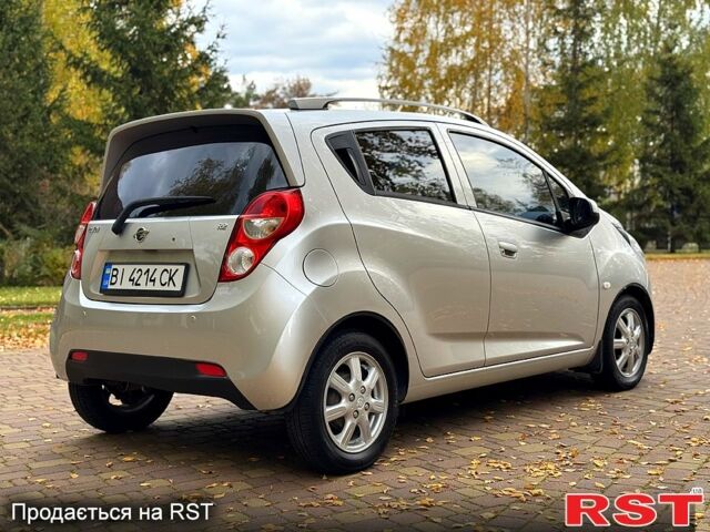 Серый Равон Р2, объемом двигателя 1.2 л и пробегом 31 тыс. км за 7600 $, фото 4 на Automoto.ua