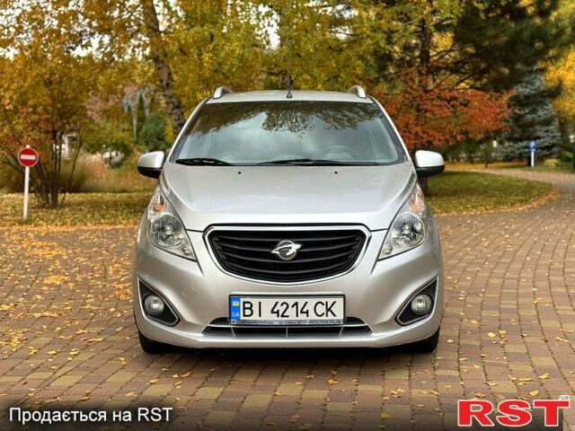 Серый Равон Р2, объемом двигателя 1.2 л и пробегом 31 тыс. км за 7600 $, фото 1 на Automoto.ua