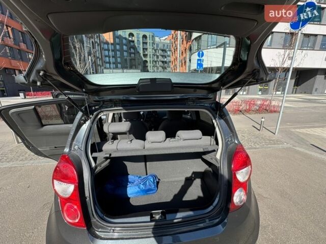 Сірий Равон Р2, об'ємом двигуна 1.25 л та пробігом 93 тис. км за 5800 $, фото 27 на Automoto.ua