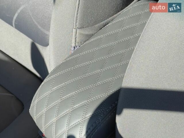 Сірий Равон Р2, об'ємом двигуна 1.25 л та пробігом 57 тис. км за 6000 $, фото 13 на Automoto.ua