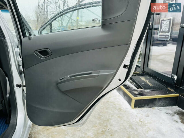 Серый Равон Р2, объемом двигателя 1.25 л и пробегом 40 тыс. км за 7700 $, фото 20 на Automoto.ua