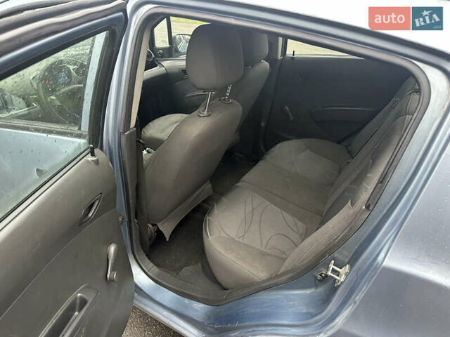 Сірий Равон Р2, об'ємом двигуна 1.25 л та пробігом 220 тис. км за 3300 $, фото 10 на Automoto.ua