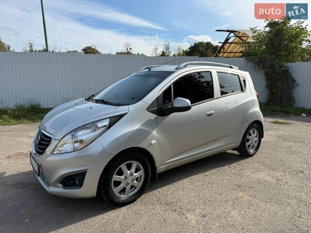 Сірий Равон Р2, об'ємом двигуна 1.25 л та пробігом 35 тис. км за 8500 $, фото 2 на Automoto.ua