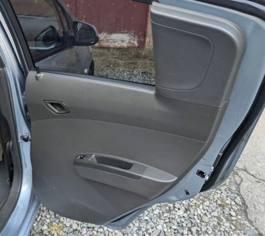 Сірий Равон Р2, об'ємом двигуна 1.2 л та пробігом 81 тис. км за 6135 $, фото 13 на Automoto.ua