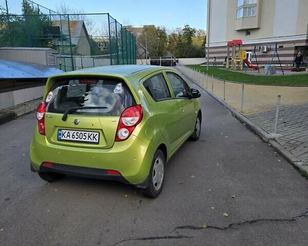 Равон Р2 2016 в Киеве на Automoto.ua Зеленый Равон Р2, объемом двигателя 1.25 л и пробегом 28 тыс. км за 7200 $, фото 1 на Automoto.ua