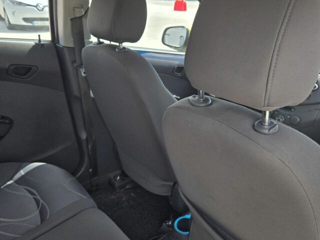 Равон Р2 2016 в Киеве на Automoto.ua Зеленый Равон Р2, объемом двигателя 1.2 л и пробегом 28 тыс. км за 7200 $, фото 5 на Automoto.ua