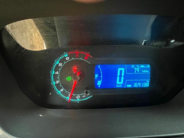 Білий Равон R4, об'ємом двигуна 0 л та пробігом 170 тис. км за 6025 $, фото 7 на Automoto.ua