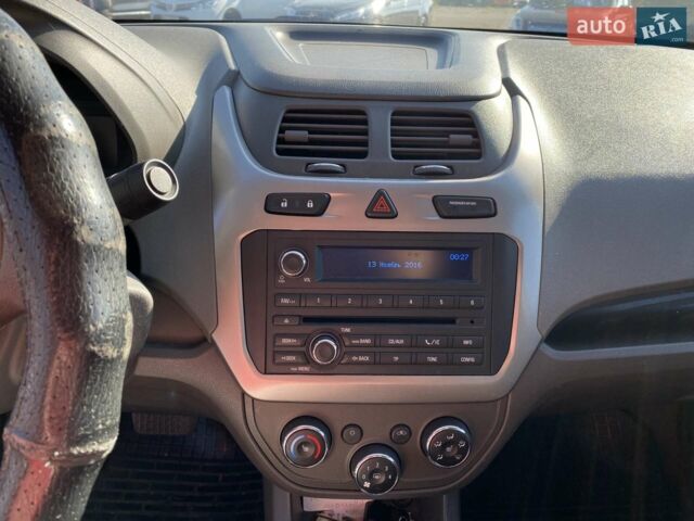 Білий Равон R4, об'ємом двигуна 1.5 л та пробігом 66 тис. км за 6300 $, фото 9 на Automoto.ua