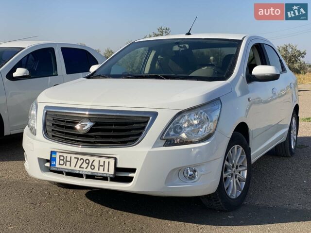 Білий Равон R4, об'ємом двигуна 1.5 л та пробігом 66 тис. км за 6300 $, фото 1 на Automoto.ua