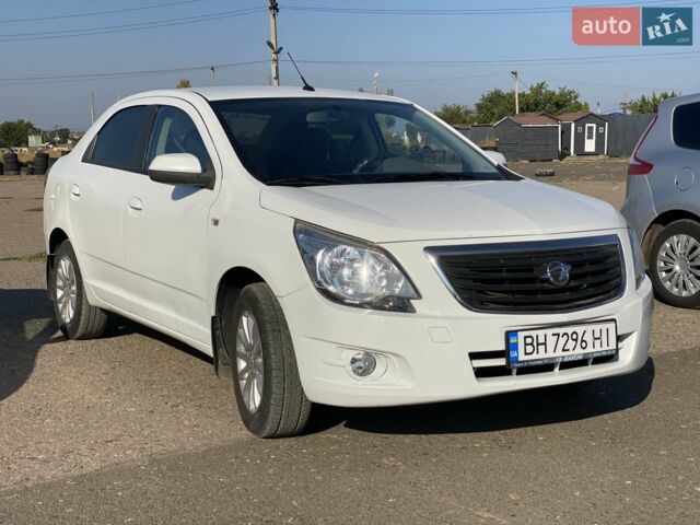 Білий Равон R4, об'ємом двигуна 1.5 л та пробігом 66 тис. км за 6300 $, фото 3 на Automoto.ua