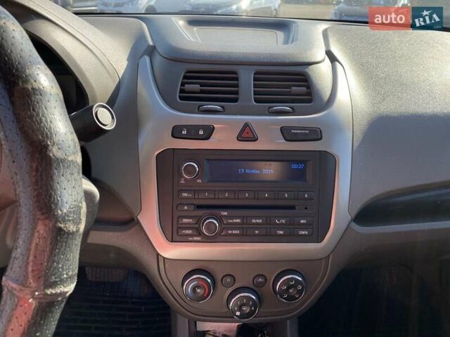Белый Равон R4, объемом двигателя 1.5 л и пробегом 66 тыс. км за 6300 $, фото 9 на Automoto.ua