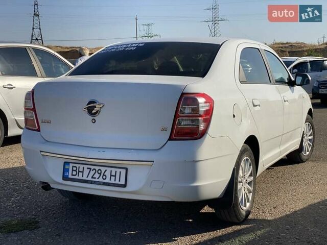 Белый Равон R4, объемом двигателя 1.5 л и пробегом 66 тыс. км за 6300 $, фото 1 на Automoto.ua