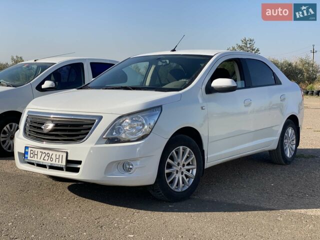 Білий Равон R4, об'ємом двигуна 1.5 л та пробігом 66 тис. км за 6300 $, фото 2 на Automoto.ua