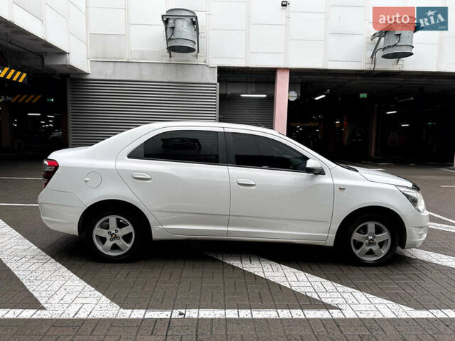 Білий Равон R4, об'ємом двигуна 1.49 л та пробігом 98 тис. км за 6998 $, фото 13 на Automoto.ua