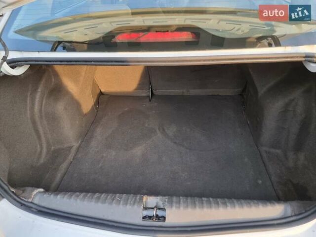 Белый Равон R4, объемом двигателя 1.5 л и пробегом 200 тыс. км за 3999 $, фото 7 на Automoto.ua