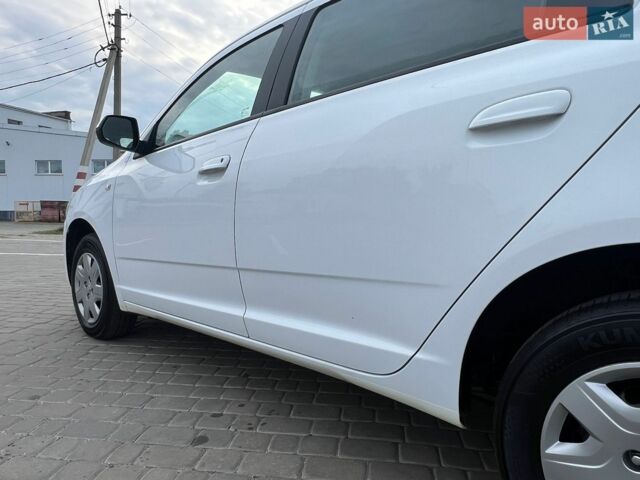 Белый Равон R4, объемом двигателя 1.5 л и пробегом 115 тыс. км за 5800 $, фото 26 на Automoto.ua