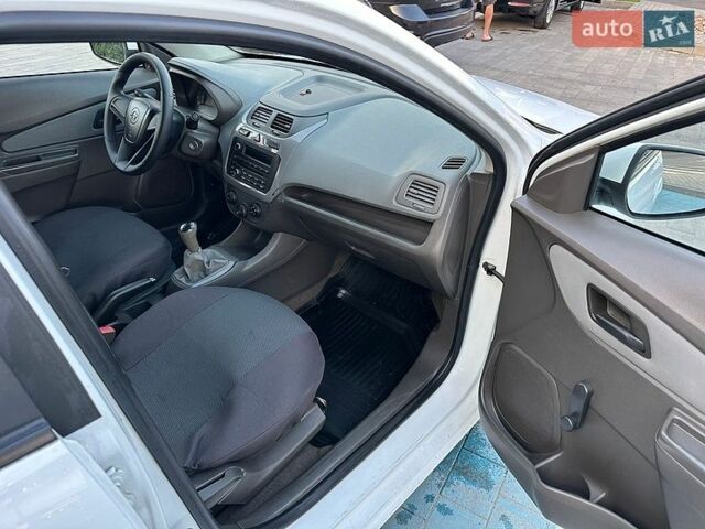 Білий Равон R4, об'ємом двигуна 1.5 л та пробігом 104 тис. км за 4700 $, фото 44 на Automoto.ua