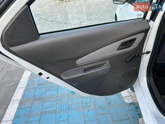 Білий Равон R4, об'ємом двигуна 1.5 л та пробігом 104 тис. км за 4700 $, фото 37 на Automoto.ua