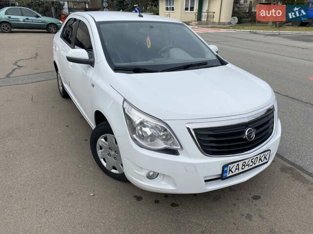 Білий Равон R4, об'ємом двигуна 1.5 л та пробігом 157 тис. км за 6300 $, фото 3 на Automoto.ua