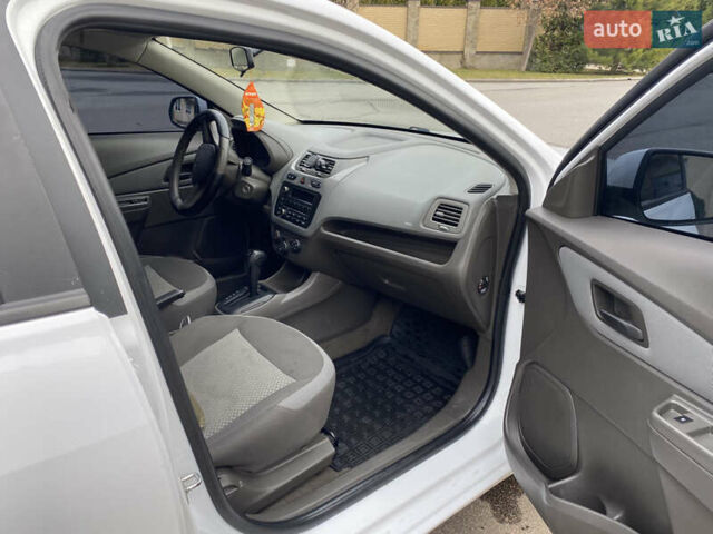 Білий Равон R4, об'ємом двигуна 1.5 л та пробігом 157 тис. км за 6300 $, фото 21 на Automoto.ua