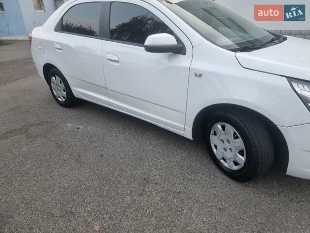 Белый Равон R4, объемом двигателя 1.5 л и пробегом 200 тыс. км за 3999 $, фото 3 на Automoto.ua