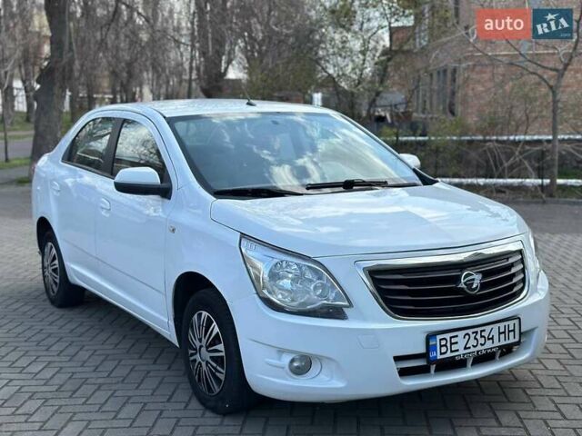 Белый Равон R4, объемом двигателя 1.49 л и пробегом 221 тыс. км за 5700 $, фото 1 на Automoto.ua