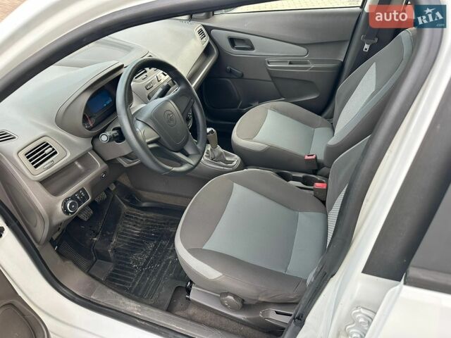 Білий Равон R4, об'ємом двигуна 1.5 л та пробігом 108 тис. км за 4600 $, фото 31 на Automoto.ua
