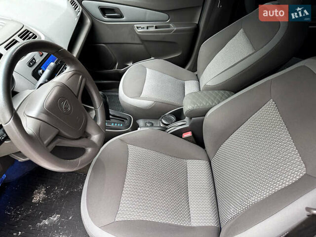 Білий Равон R4, об'ємом двигуна 1.49 л та пробігом 98 тис. км за 6998 $, фото 11 на Automoto.ua