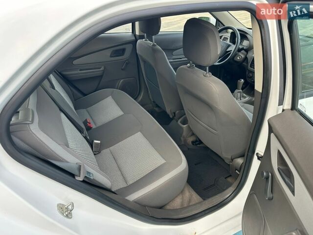 Білий Равон R4, об'ємом двигуна 1.5 л та пробігом 108 тис. км за 4600 $, фото 44 на Automoto.ua