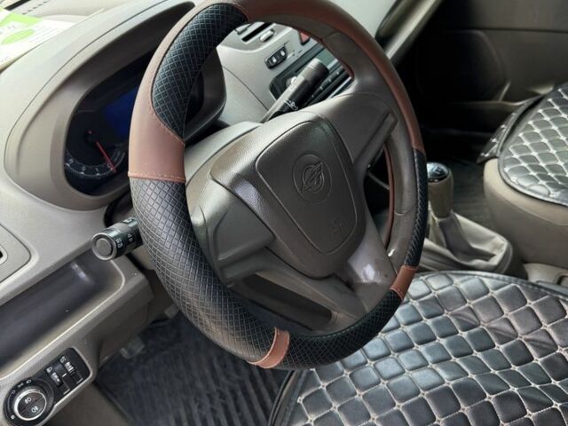 Білий Равон R4, об'ємом двигуна 1.5 л та пробігом 260 тис. км за 3995 $, фото 3 на Automoto.ua