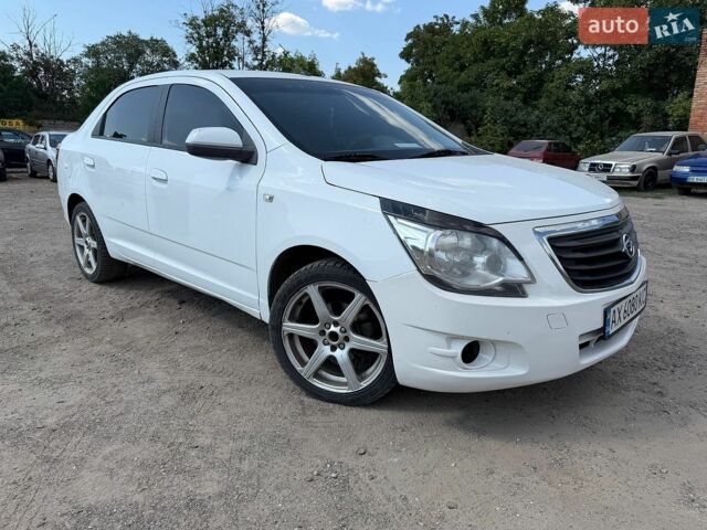 Белый Равон R4, объемом двигателя 1.49 л и пробегом 260 тыс. км за 4000 $, фото 2 на Automoto.ua
