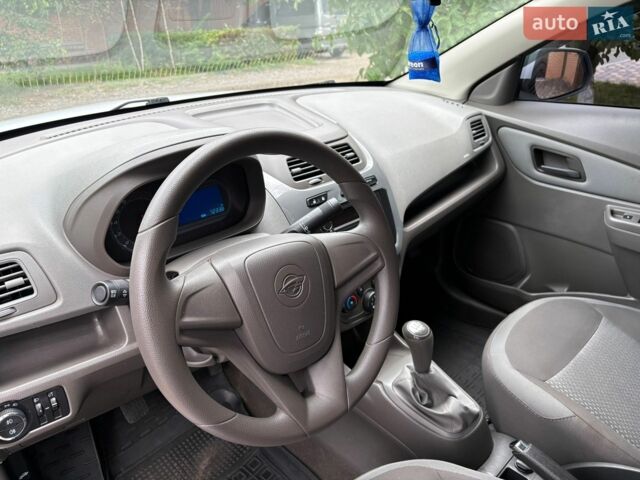 Білий Равон R4, об'ємом двигуна 1.49 л та пробігом 70 тис. км за 7900 $, фото 16 на Automoto.ua