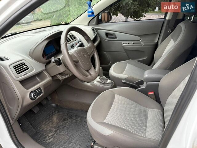 Білий Равон R4, об'ємом двигуна 1.49 л та пробігом 70 тис. км за 7900 $, фото 17 на Automoto.ua