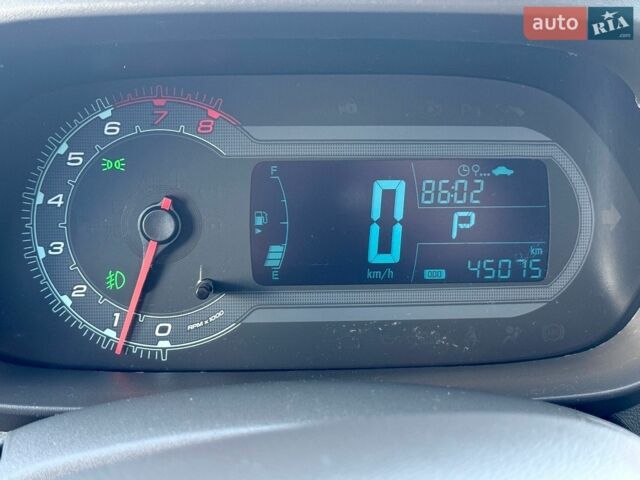 Білий Равон R4, об'ємом двигуна 1.49 л та пробігом 45 тис. км за 6999 $, фото 9 на Automoto.ua