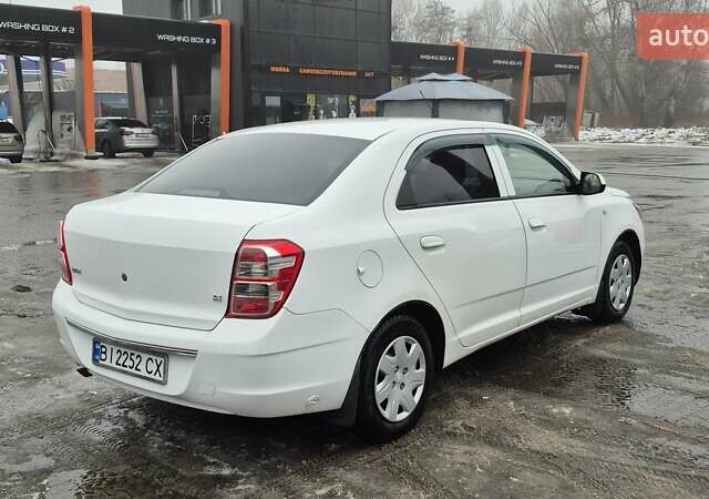 Белый Равон R4, объемом двигателя 1.49 л и пробегом 153 тыс. км за 6650 $, фото 6 на Automoto.ua